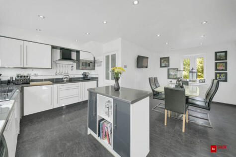 Rochester Drive, Burnley, BB10