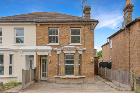 Park Lane, Romford, RM6