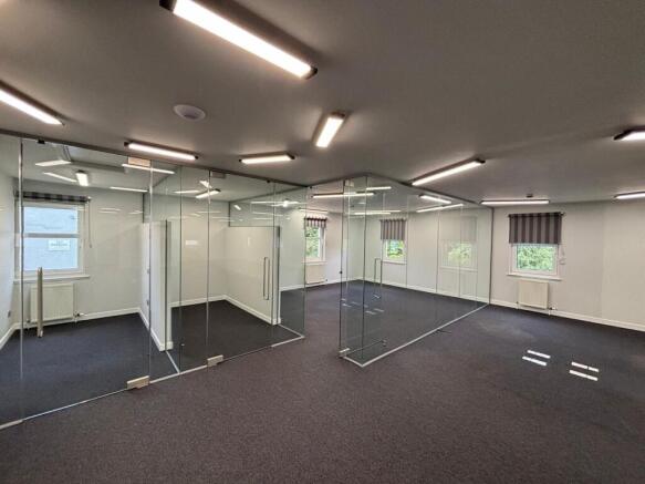 PHOTO20251104061626 3.jpg