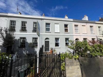 Hewlett Road Cheltenham