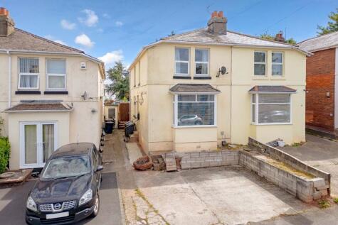 Lummaton Cross, Torquay