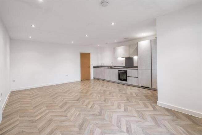 Apartment 8 50 School Road-6_lo.jpg
