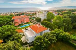 Photo of Tuscany, Lucca, Forte Dei Marmi