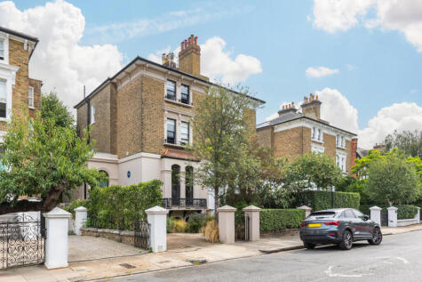 Grove Park Road, London, W4