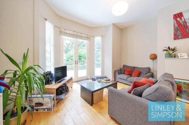 Apt 1 - Lounge