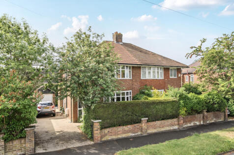 Chandos Avenue, Roundhay, Leeds, LS8