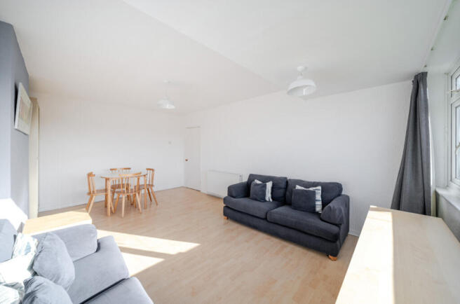 1373771-3-6900c8f...