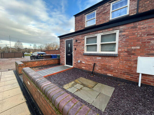 2 bed New Build Maisonette