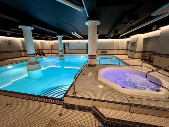 Pool and Jacuzzi