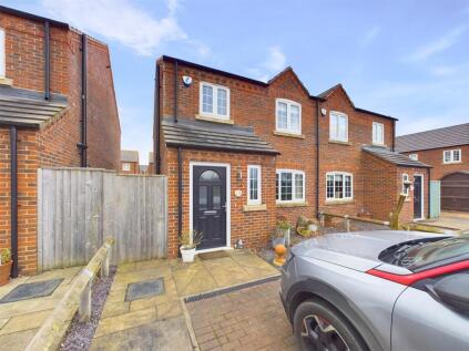 Gibson Way, Manby, Louth
