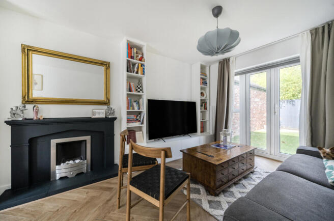 1340031-6-689a394...