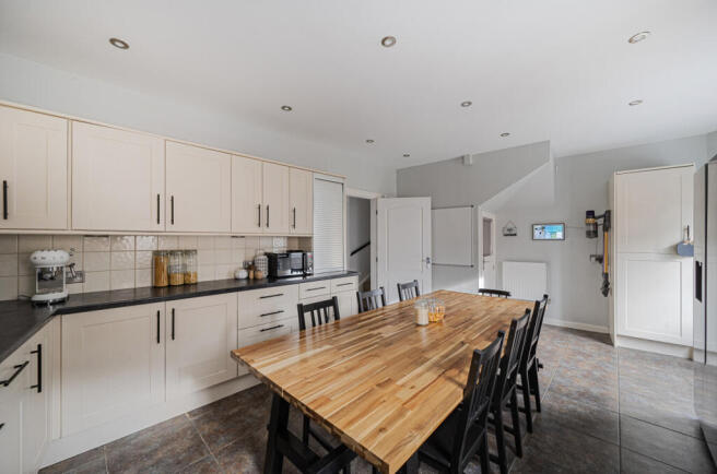 1373330-24-69036a...