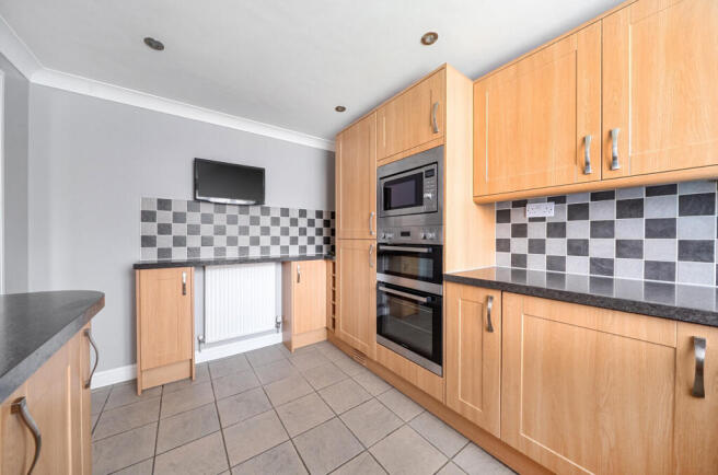 1404677-8-69722cc...