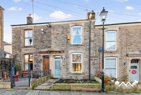 Baynes Street, Hoddlesden, Darwen, BB3