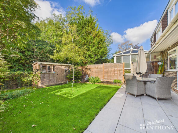 CAM03218G0-PR0773-STILL012