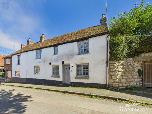 CAM03852G0-PR0441-STILL008