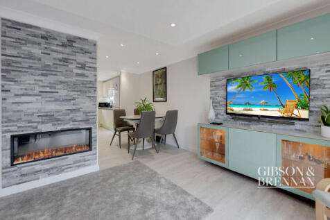 Downey Close, Basildon, SS14