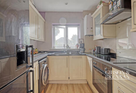 Clover Way, Basildon, SS16