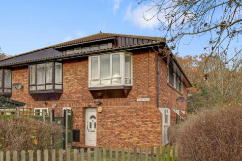 Bartlow Side, Basildon, Essex, SS13