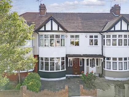 Greenway Avenue, London, Walthamstow