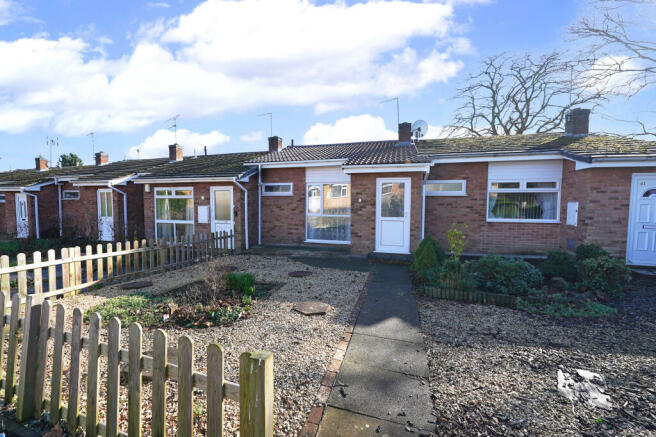 1 bedroom bungalow for sale in Beaumont Walk Anstey Heights