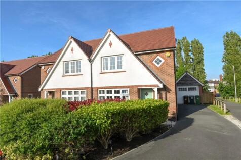 Hulme Close, Bromborough, Wirral