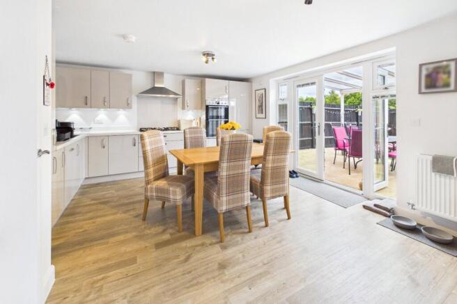 Kitchen/Dining Room