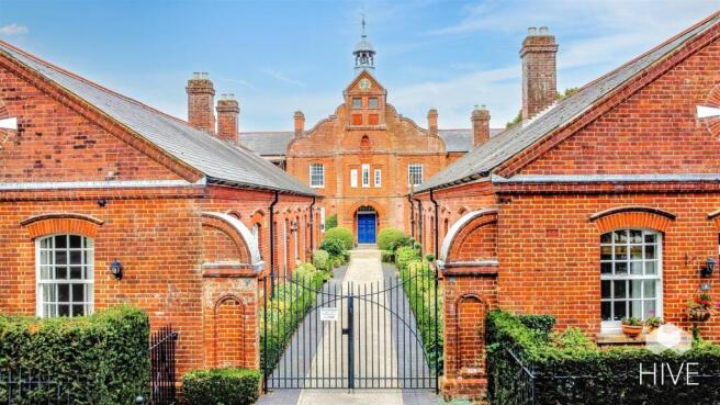 Barton Hall, Fordingbridge