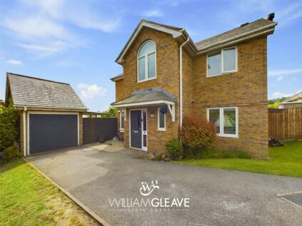Holywell - 4 bedroom detached house for sale