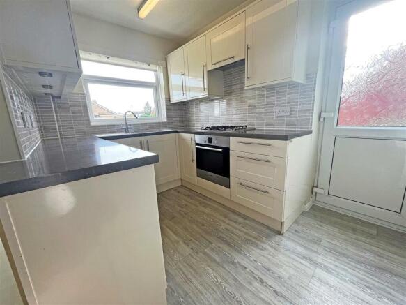 2 bedroom semi-detached bungalow for sale in Woburn Drive, Thorney ...