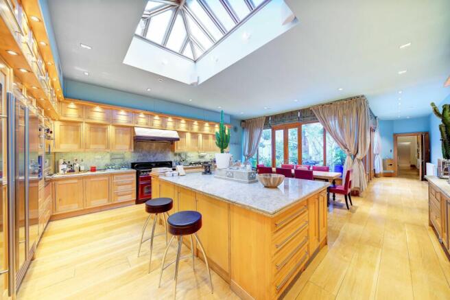 Kitchen/Breakfast