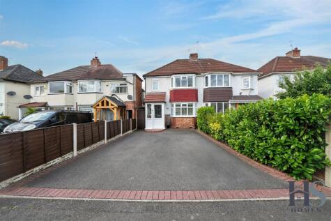 Pierce Avenue, Solihull