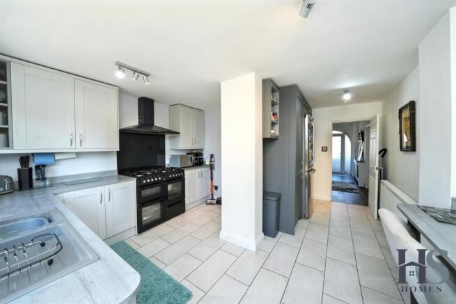 kitchen 3jpg.jpg