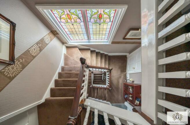 Park Road Ramsgate for sale - staircase