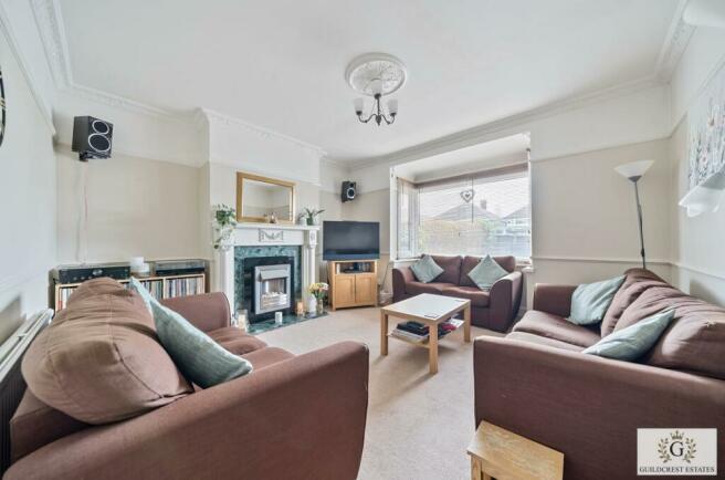 Margate Road 5 Bedroom Semi-detached Property -  L