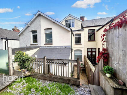 Bushy Park, Pontypool