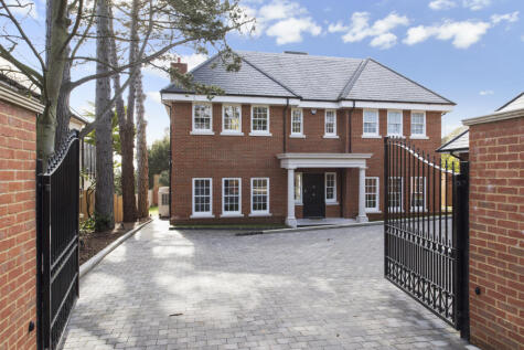 Camlet Way, Hadley Wood, North London, EN4