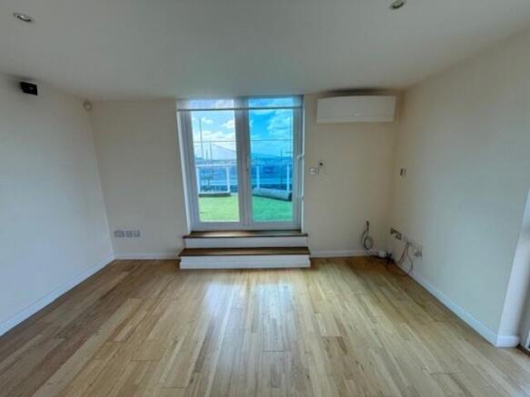 bedroom 1 hh
