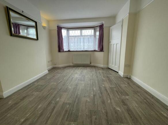 60d48820-8c31-4336-8377-30e3f8bc933a