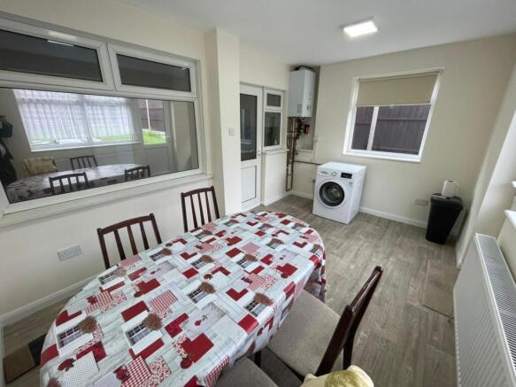 4ca5eaff-0705-45c9-b7fd-8947351b60e9