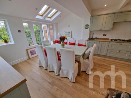 CHURCH LANE, Woodford SK7 1RQ