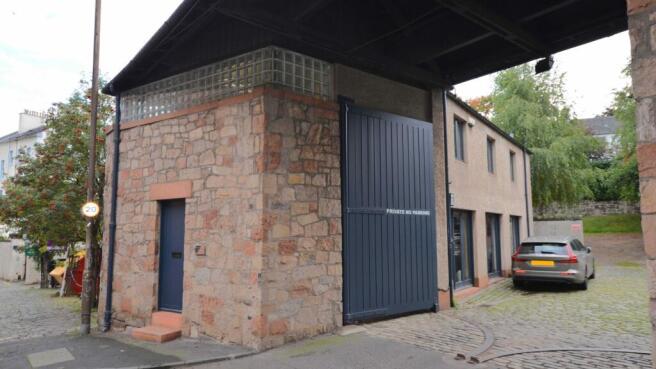 Allied-Surveyors-Scotland-134-Calton Road-Office-0