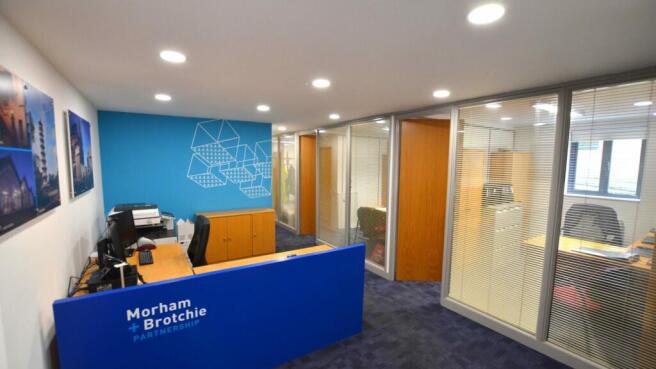 Allied-Surveyors-Scotland-126-1-Calton Road-Office