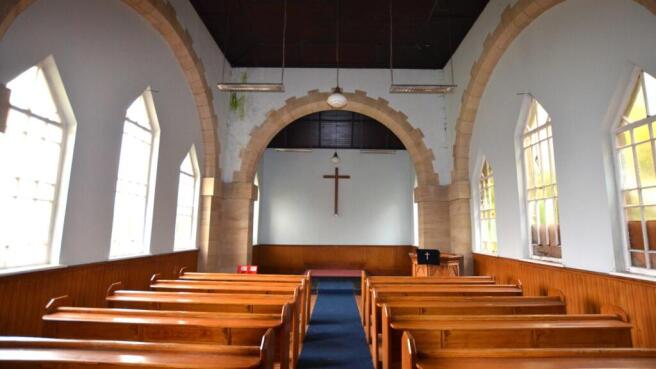 Allied-Surveyors-Scotland-Blackness Church, Linlit