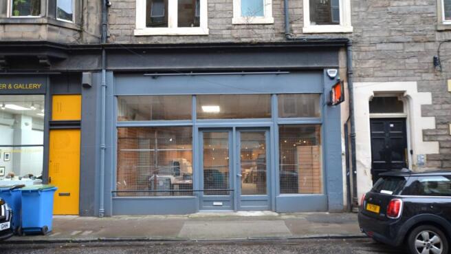 13-Lochrin-Place-Edinburgh-Class-3-Restaurant-01