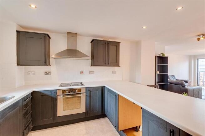 87 Hudson Gardens_16.jpg