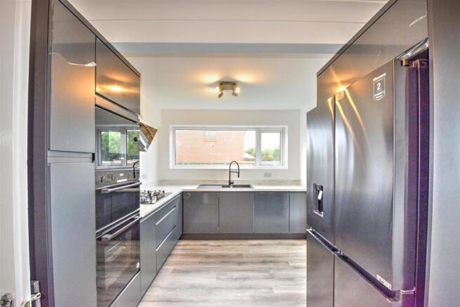 DSC_0540_Interior 3.jpg