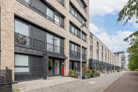 Waterfront Avenue, Edinburgh, EH5