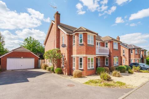 Ribston Mews | Off Stroud Road