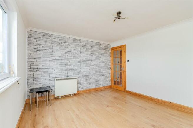 32 A1 Gardner Street Dundee-5.jpg